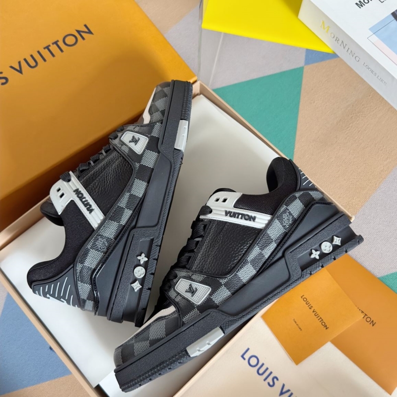 Louis Vuitton Sneakers